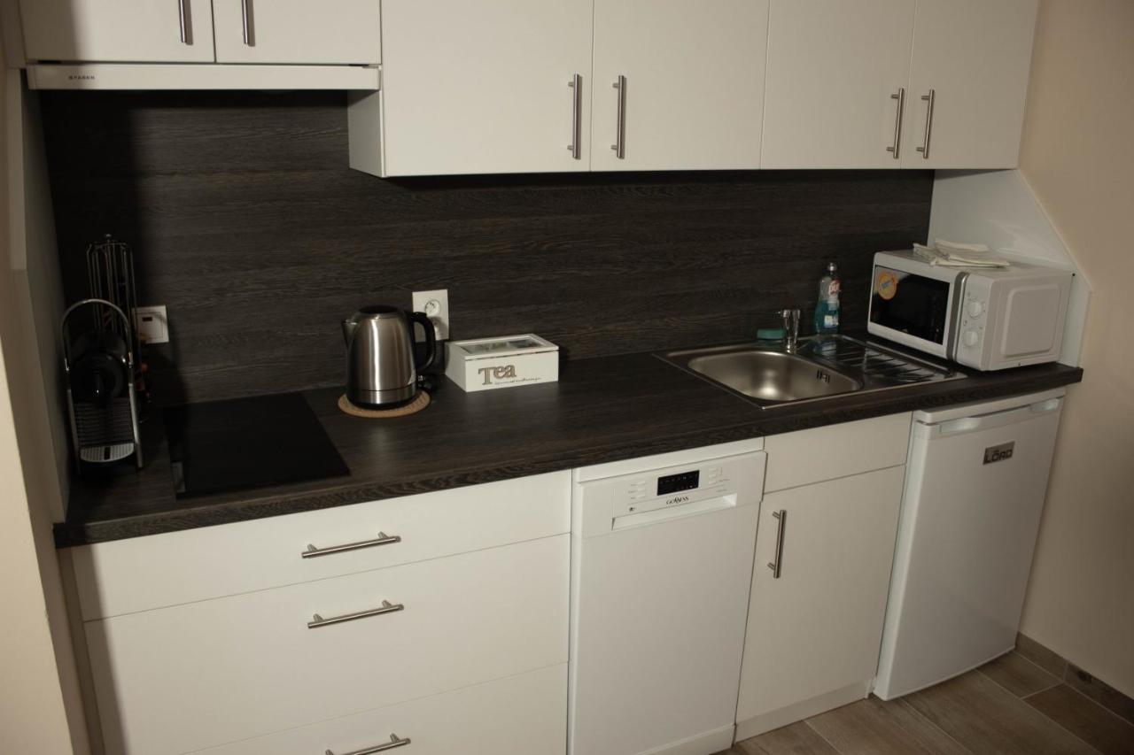 Apartmany Pilot Velka Hledsebe Ngoại thất bức ảnh